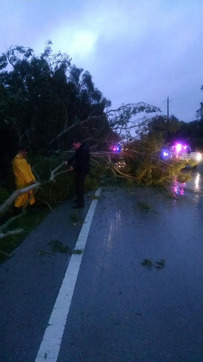 Hurricane Matthew: Vero Beach Florida damage