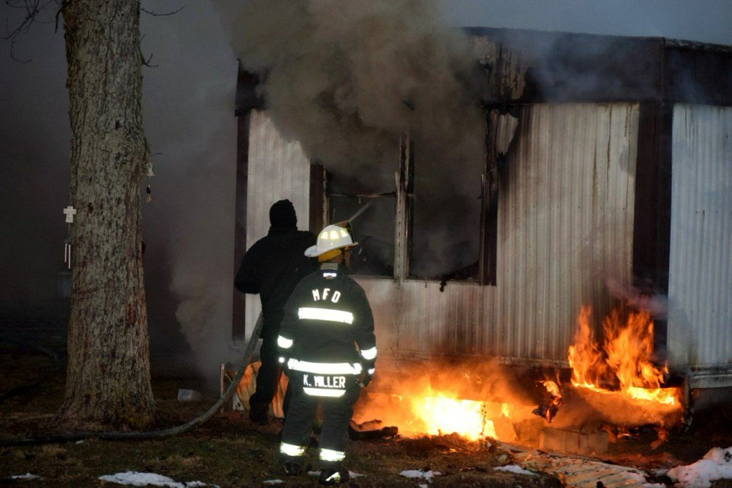 Marion Fire Units Were Called To The 1500 Block Of Miller Avenue Around 545 Pm Saturday As Firefighters Arrived They Found A Mobile Home Fully