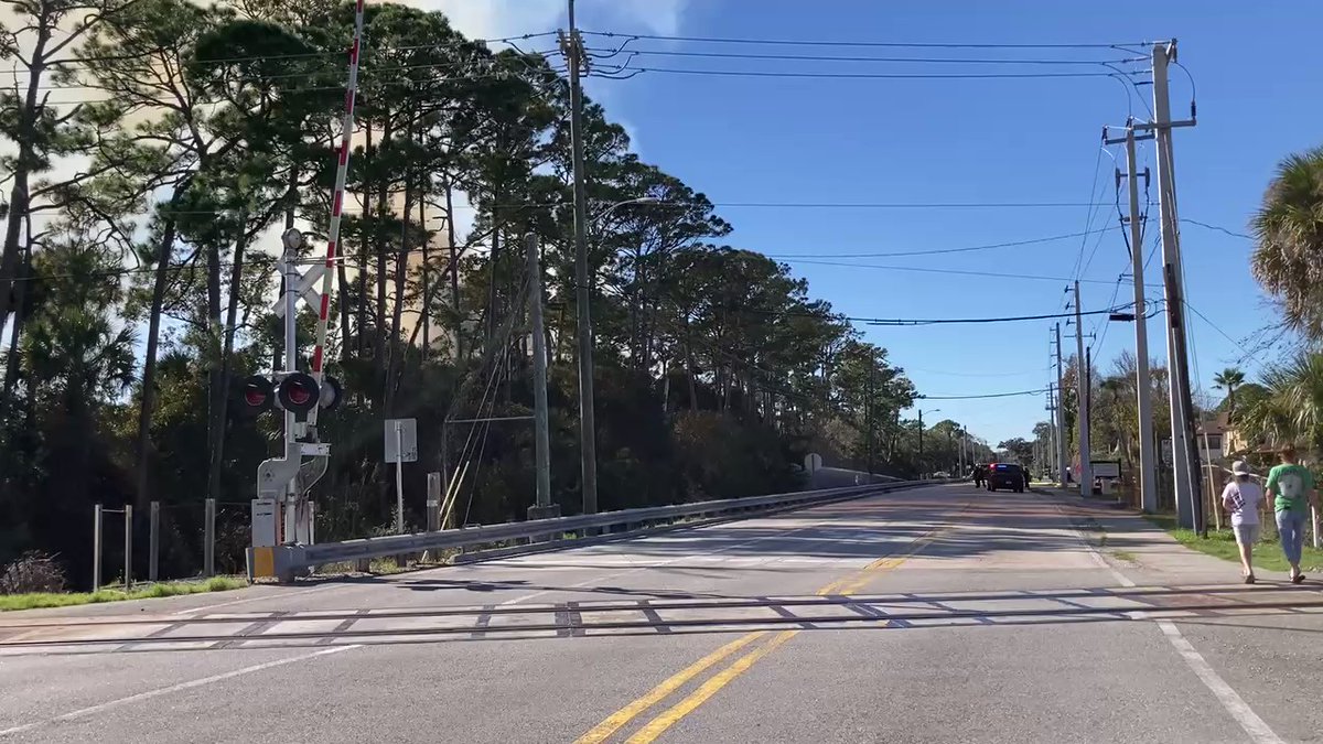 Police @South_DaytonaPD believe 4 juveniles started a brush fire in some woods off reed canal rd. The fire spread to at least one house in the area. There are road closures as firefighters battle flames