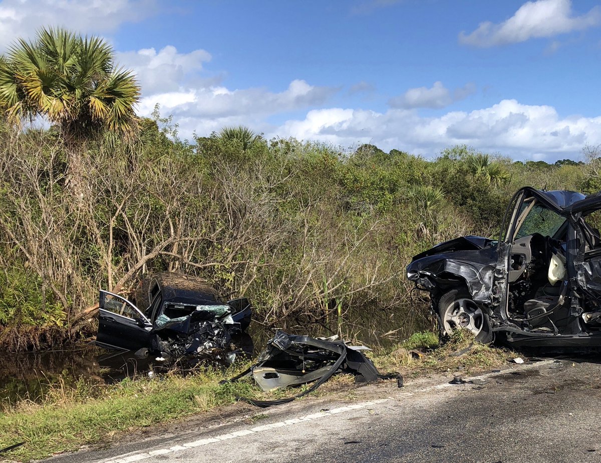 Head on crash with fatality, Bridge Rd, Stretch of Bridge Rd is shut down. MCSO is rerouting traffic 138th to Powerline. Avoid area if possible