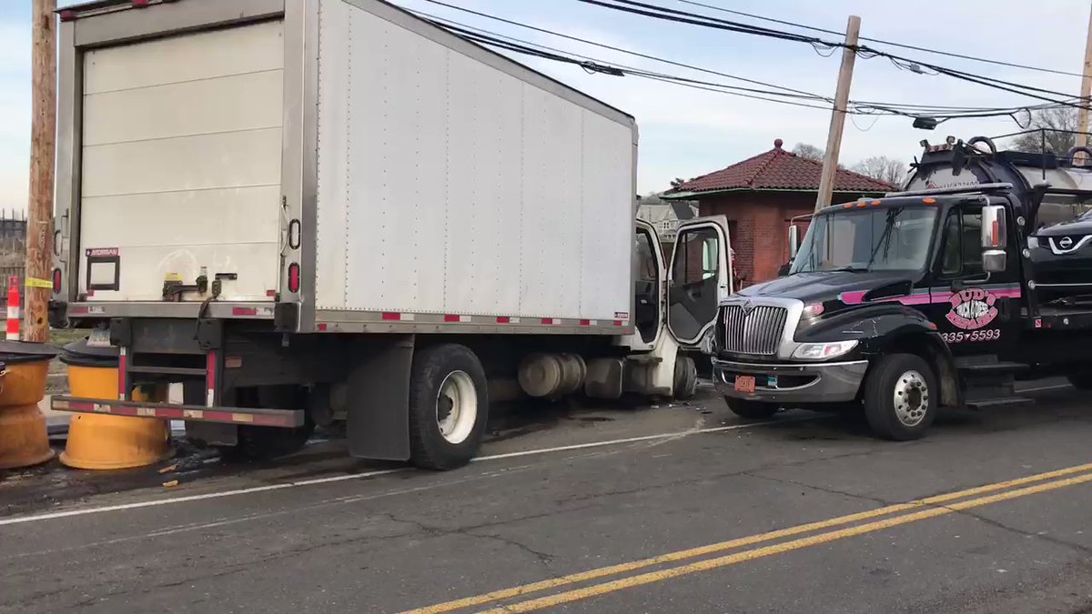 SHOOTING, PURSUIT after @USMarshalsHQ and @NewHavenPolice unsuccessfully attempted to serve several felony warrants to a suspect in NewHaven. Suspect fled, was shot at by feds (not hit) and was pursued until he crashed on Boston Ave. in Bridgeport in  Nissan.