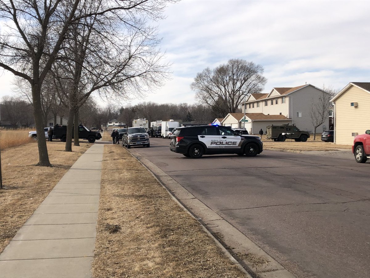 seven-hour standoff on the east side of Sioux Falls yesterday.