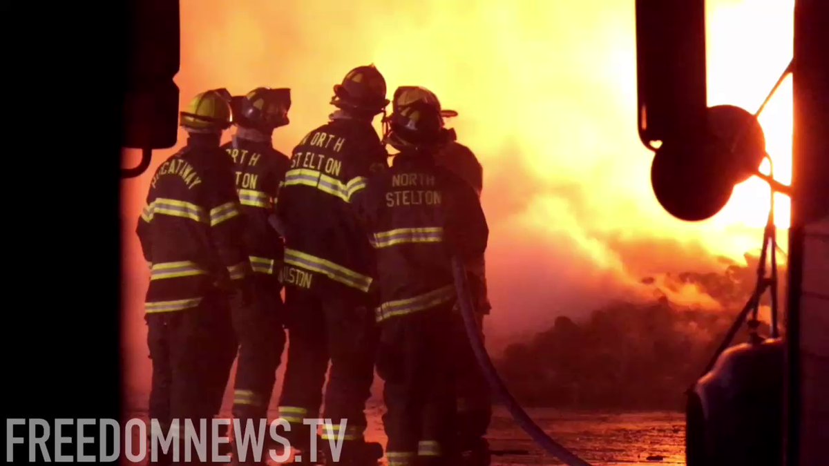 Firefighters in Piscataway responded to a massive fire at a @pepsi distribution plant at 2200 New Brunswick Ave. in NJ. According to fire officials, exploding propane tanks set much of the roof on fire. 2 Firefighters injured.