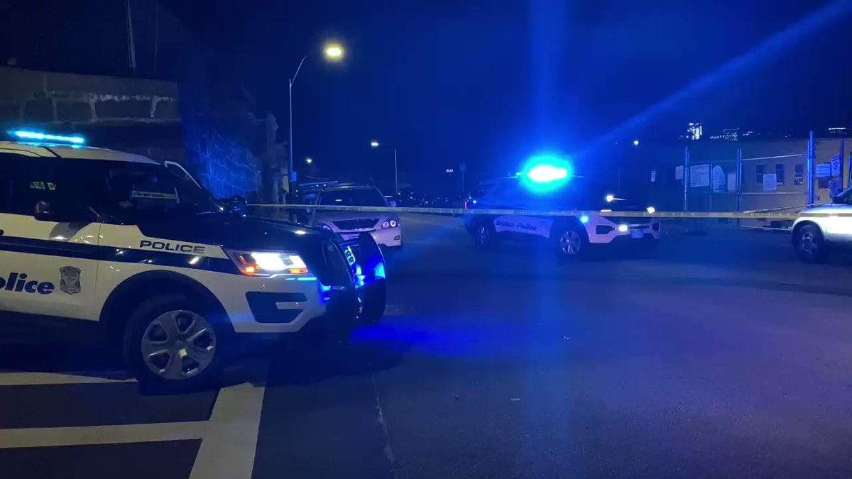 Double shooting in East Boston. @BOSTON_EMS says two victims were found at two separate crime scenes, in the area of Condor St. and nearby at intersection of Border and White Streets