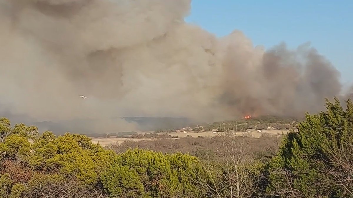 The @austinfiredept  responded to several fires across the city in the past week. Fire officials are warning residents of the critical risk of wildfires