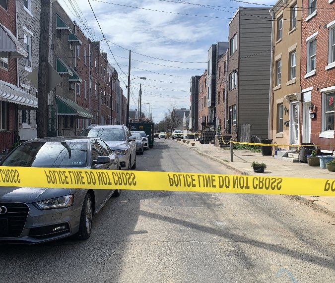 Homicide @phillypolice on scene of now on Manton Street.   An afternoon of shootings in Philadelphia after 2pm in several spots including here in  South Philadelphia