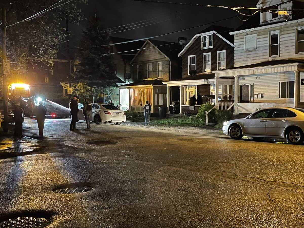 Police say a man who lives in this white house on N 3rd St. shot his gf in that white car.   She's in stable condition.   Police are now searching for the man. They say he's not a threat to the public.   They are towing the car.