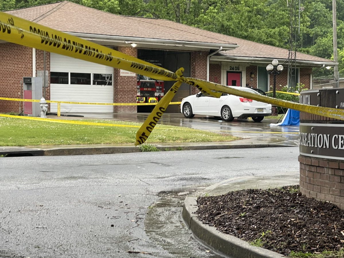 Homicide detectives unfortunately confirmed a 19-year-old boy is the victim who is inside the white car here. Police say he was shot multiple times. No suspect, they are interviewing witnesses. PD still working to learn what led up to the shooting