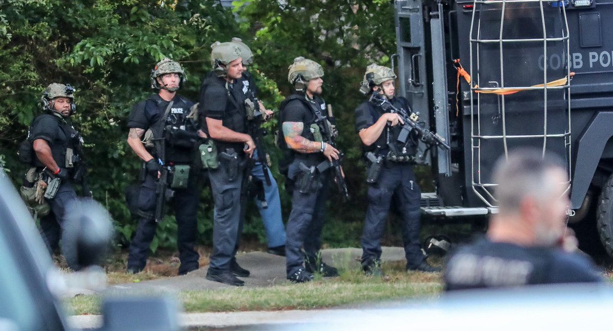 CobbCounty police SWAT team at the Taylor Apartments at 1500 Bellemeade Dr SW in Marietta