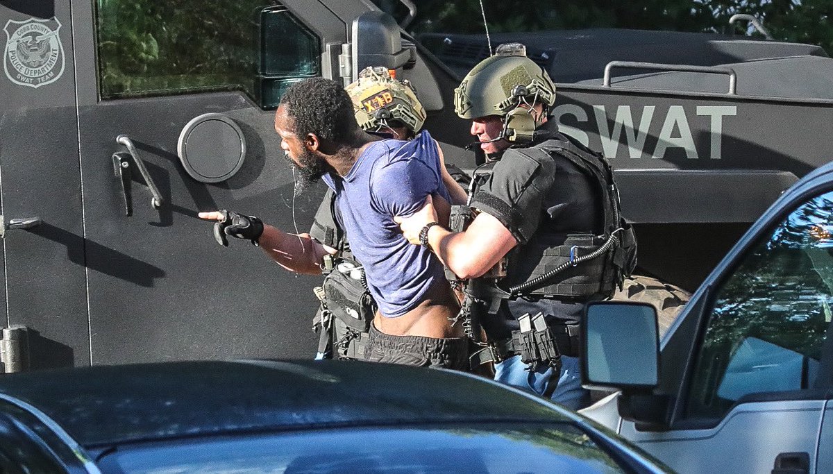 SWAT standoff over at Cobb County apartment complex. Man in custody