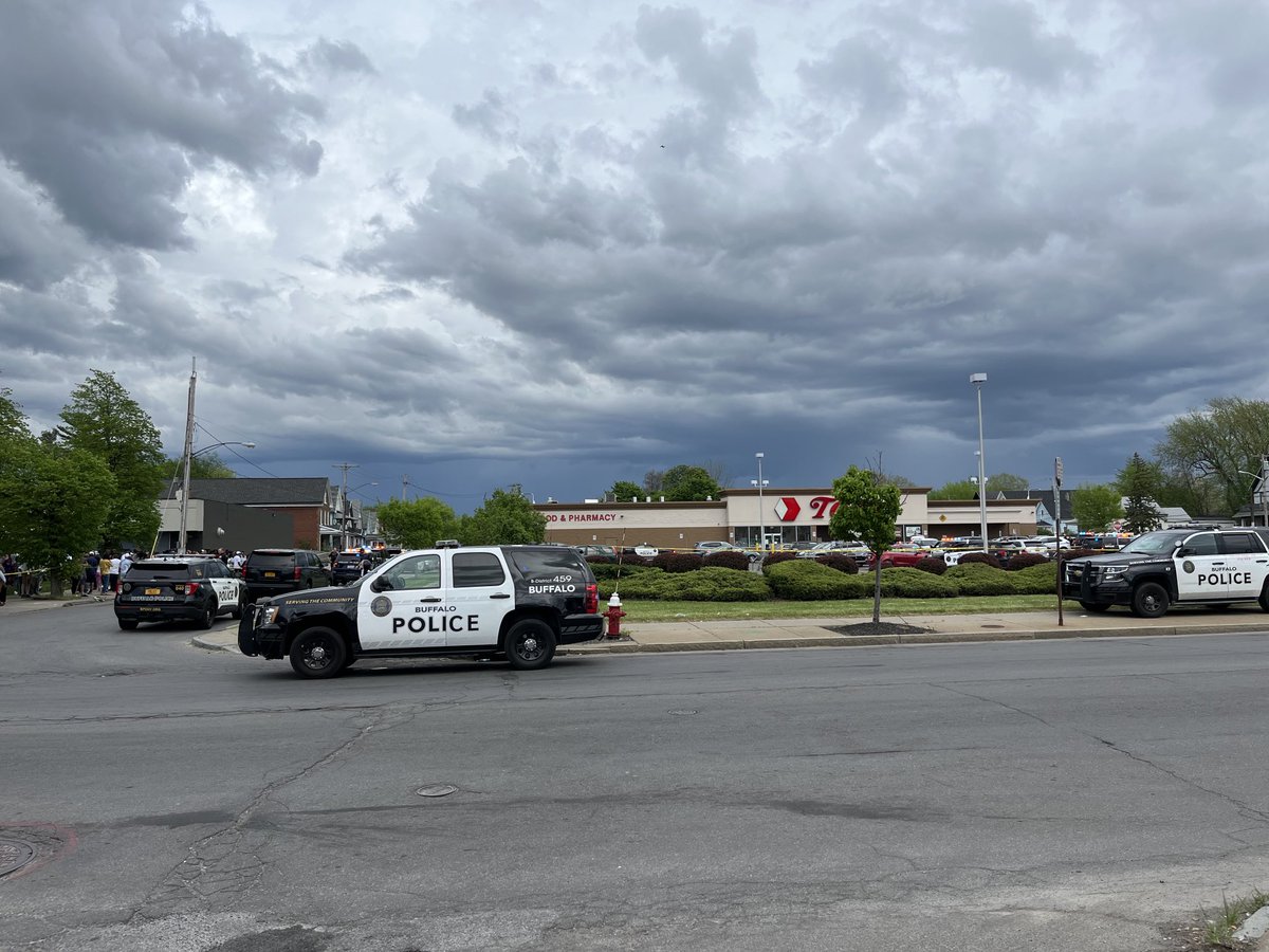 The scene at Tops on Jefferson Ave and the scene across the street from Tops at Jefferson and Landon