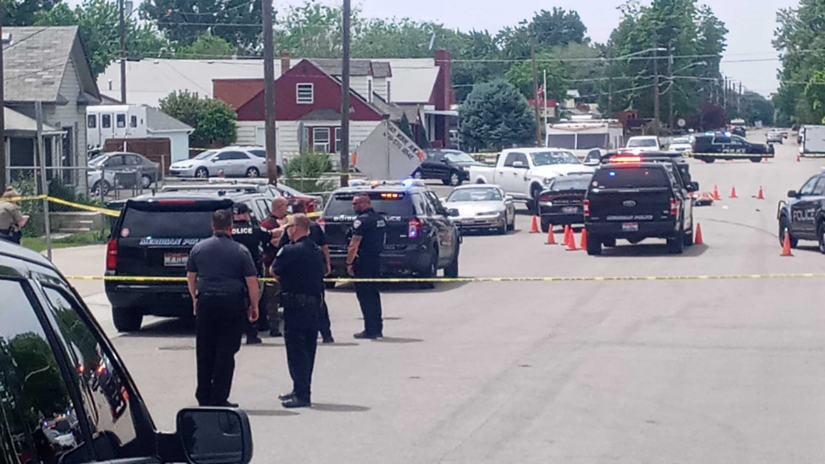 Very active scene near Meridian City Hall.   @PoliceMeridian say a suspect is hospitalized after a shooting.