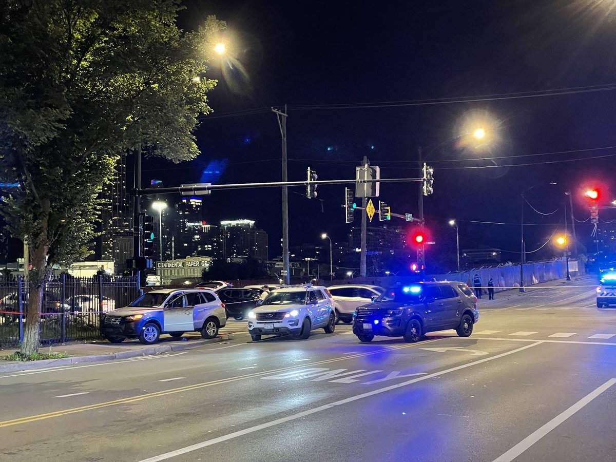 Male (26) shot & killed, 458 W 18th St  Chicago