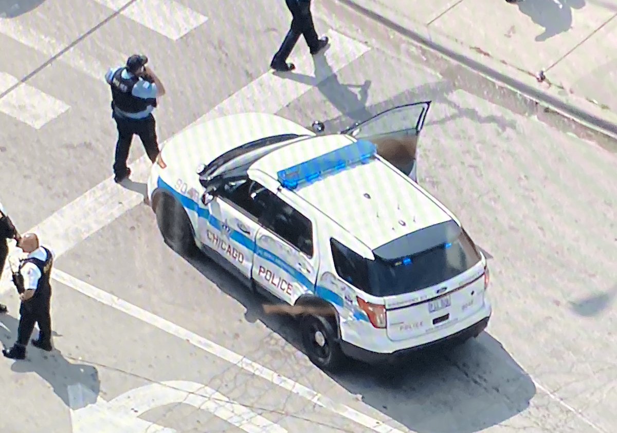 Crash involving a CPD squad car blocks Harrison between Hoyne & Damen. Southbound Damen is blocked between Congress and Harrison