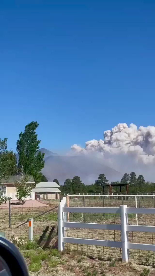 The Pipeline Fire this morning. Winds blowing early. The fire is estimated to be over 4,500 acres now and growing rapidly