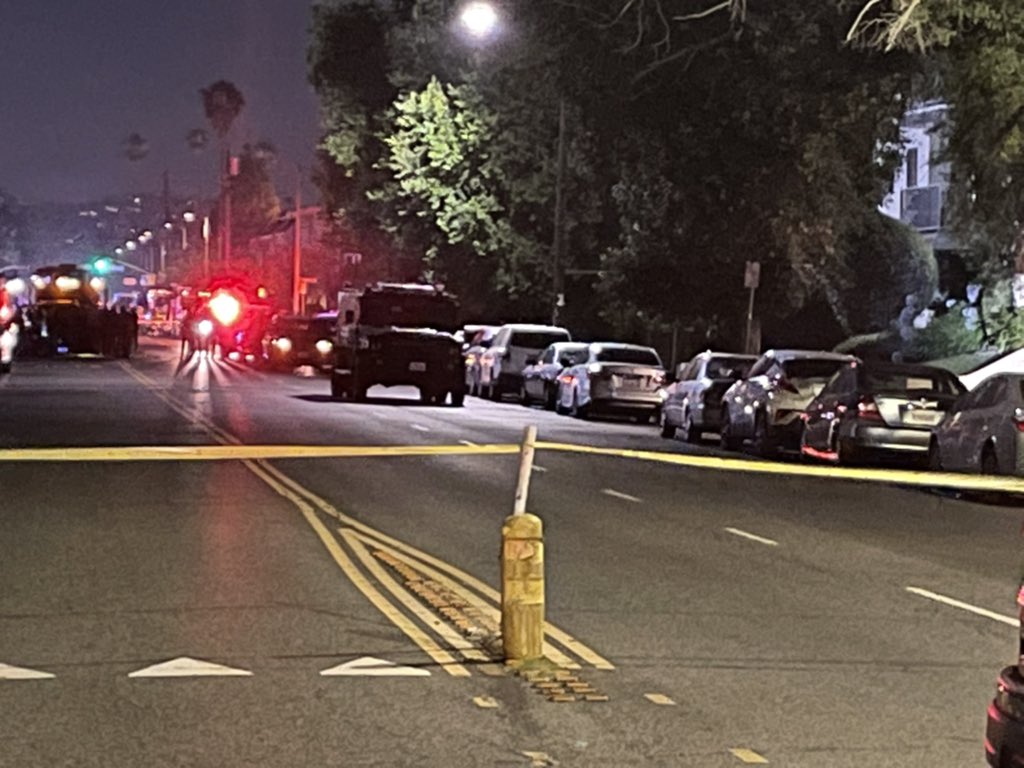 CHPShot LAPD SWAT officers put half a dozen rounds of teargas inside an apartment in Lake Balboa in an effort to flush out a suspect who was involved in shooting of CHP Officer in Studio City. Efforts to clear that apartment continue