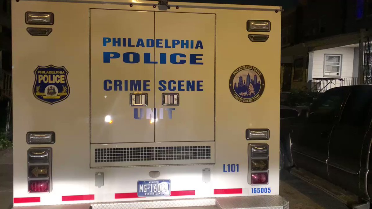 3 Philadelphia teens shot & killed in 3 hours 10:55pm &amp; 2am.   ⁦@PhillyPolice⁩ on Ridgewood Street in Kingsessing section of Southwest Philly. 19yr old shot and killed on porch of home he was visiting. 18yr old found shot 7 times down street