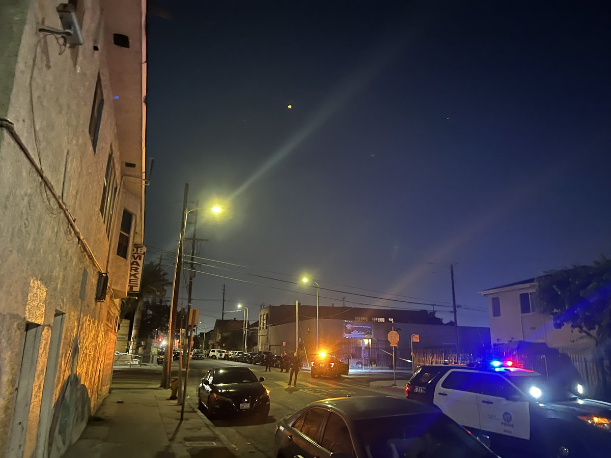 There's a heavy law enforcement presence in the area of 37th/Maple in the Historic South Central neighborhood, where Fox 11 is reporting that police shot a man about an hour ago.  No details yet on what happened/the reported victim's condition