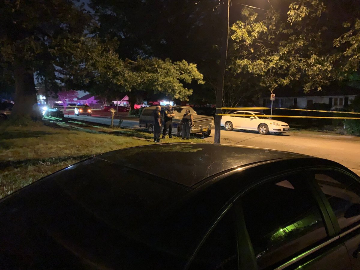 Man dead on the scene, another injured following shooting on Glade Rd in Norfolk