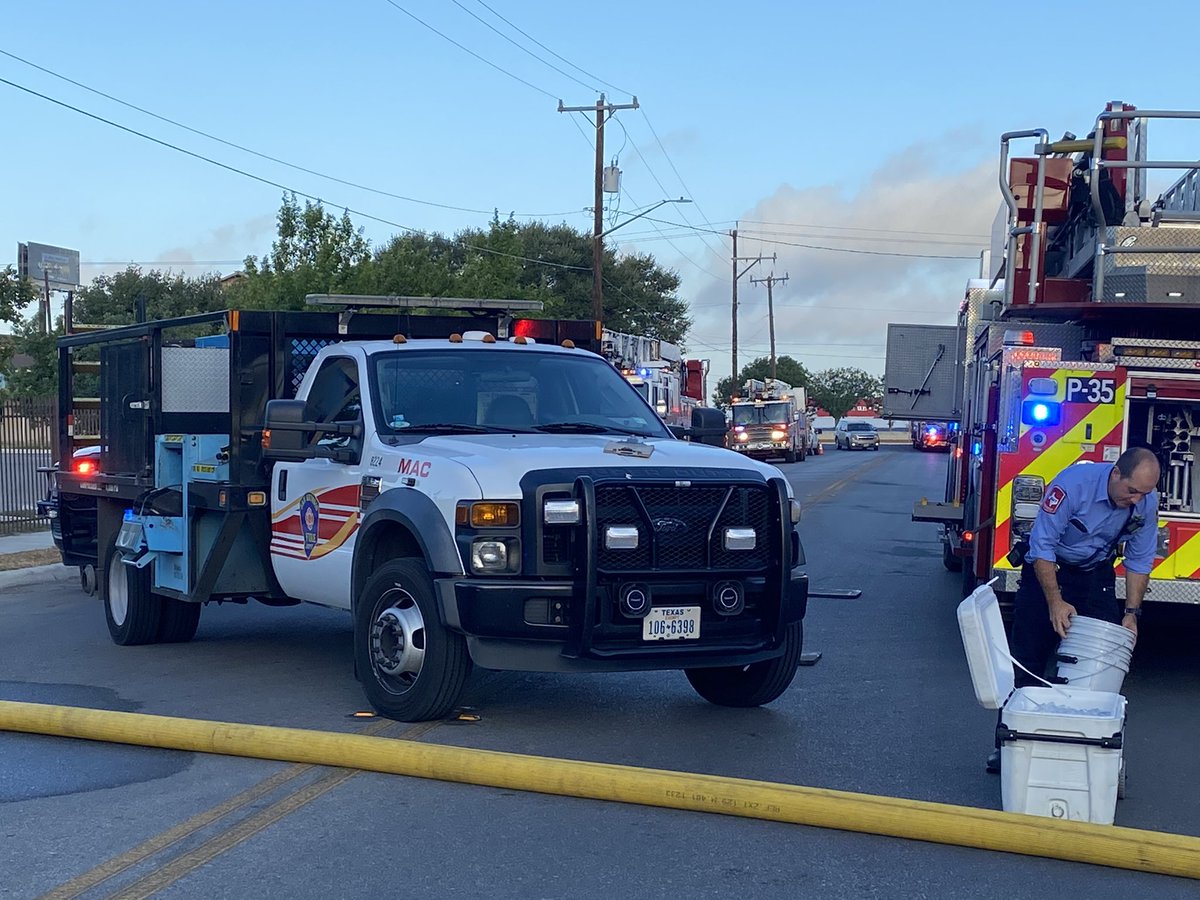 @SATXFire say fire was contained to wall inside store off Westshire. No heavy fire damage but there was some smoke and water damage