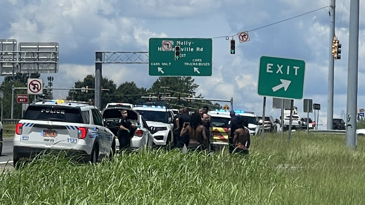 CMPD conducting a shooting investigation on NB Brookshire Blvd at 485