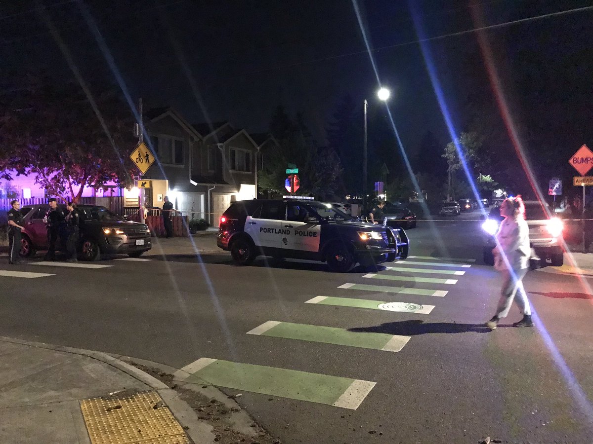 SE Portland: Shooting investigation ongoing at SE 136th and Bush. Reports are that at least one person has been shot. A lot of people showing up to scene to see what is going on