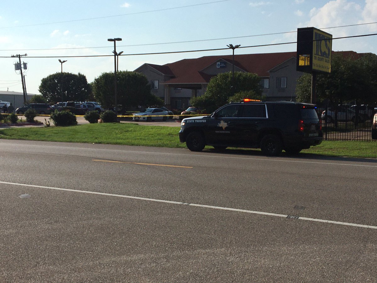 Mexia Police, Texas DPS and other law enforcement agencies on scene investigating a shooting at this local hotel which left one man dead.