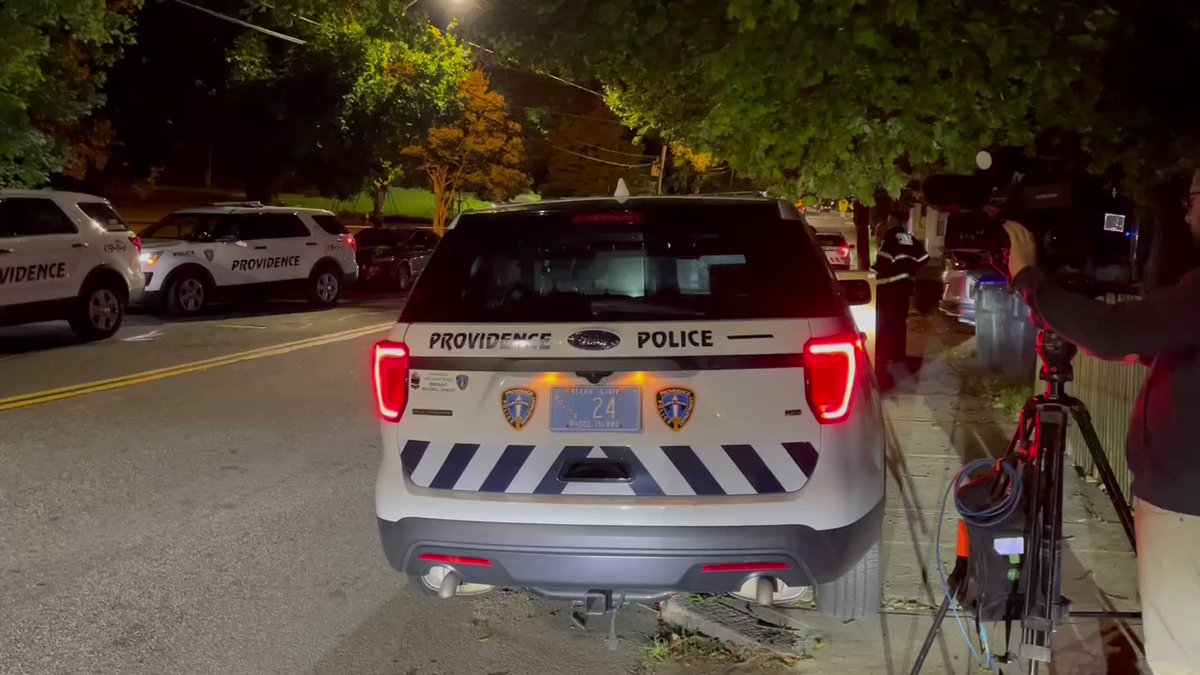 Massive police presence on Rowley Street off of Chalkstone in Providence.  25+ @ProvidenceRIPD cruisers. Officers with rifles just arrived to the scene.  The street is closed off and residents have been evacuated from their homes