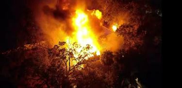 Traffic Tampa Fire Rescue is on the scene of a house fire in South Tampa near W. Leona and Laurel Streets.  Expect possible delays near Westshore Blvd. Use caution in the area.