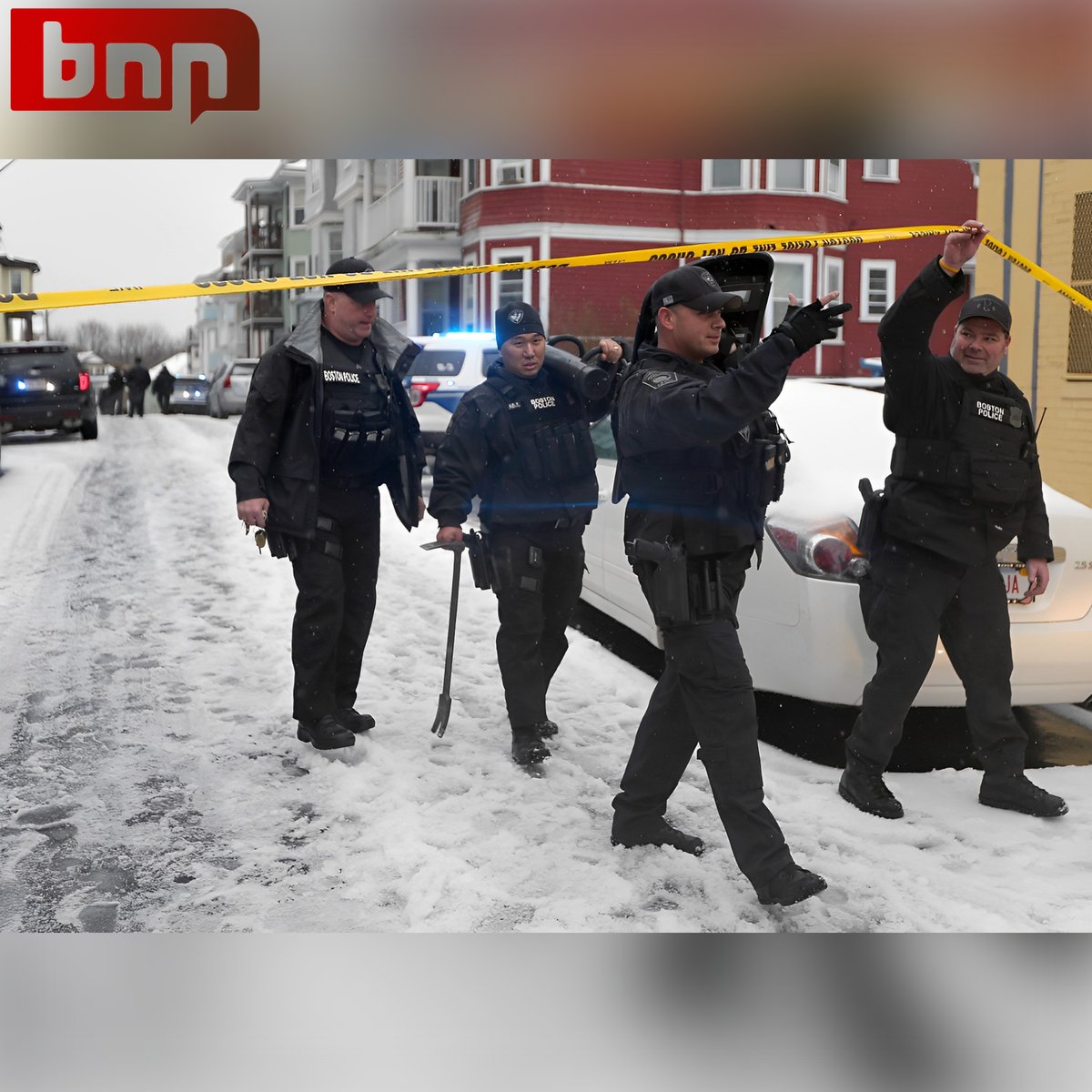 Boston Police @bostonpolice are investigating a double shooting in Mattapan. According to police, officers responded to a reported shooting in the area of 1601 Blue Hill Ave around 6 a.m