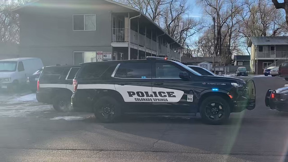 Colorado Springs Police are investigating what led up to a shooting seriously injuring one person at an apartment complex near downtown. Police responded to a shooting at the Aspen Creek Apartments, near Brookside and S. Nevada