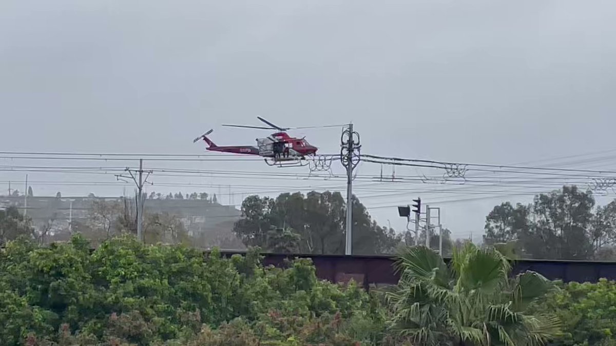 @SDLifeguards and copter 2 searching for victims in the SD River near 4700 Pacific Hwy. So far 5 victims out of the water with two more possibly still in