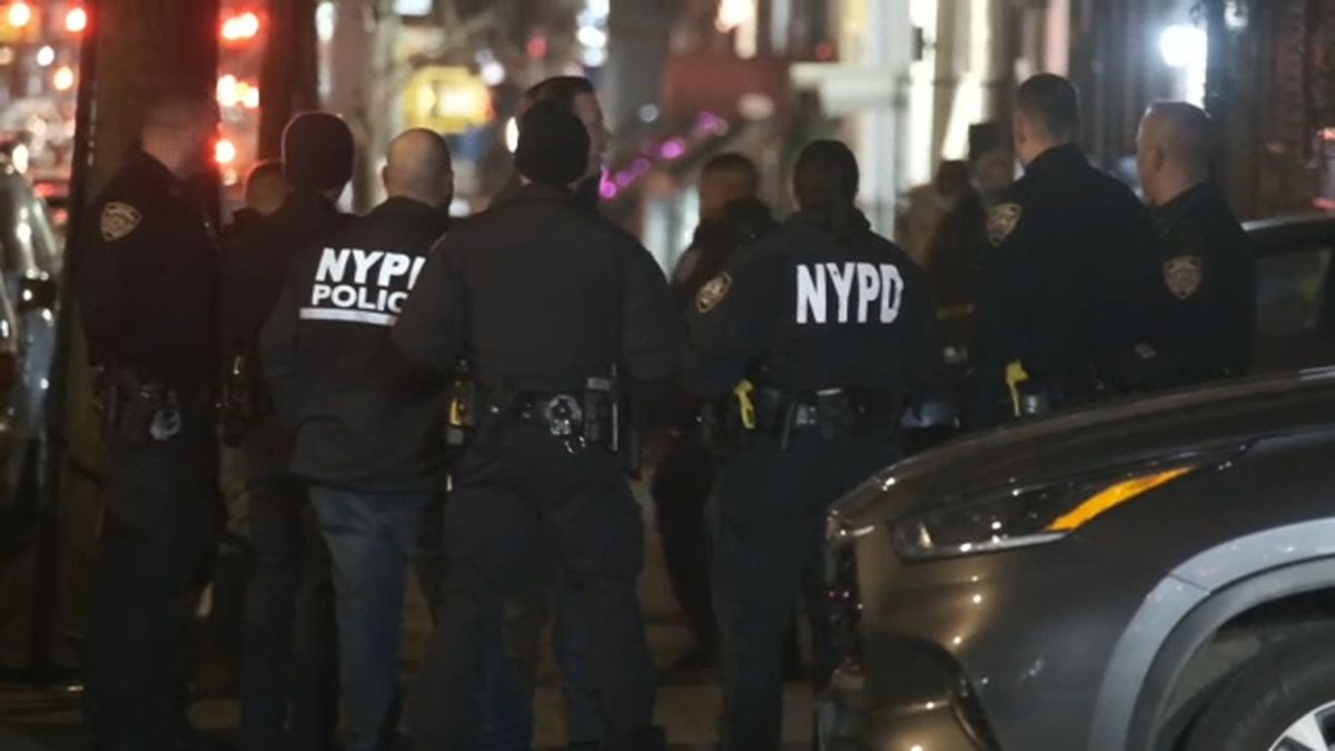1 killed, 3 wounded in Bronx shooting; 1 killed, 1 wounded in Brooklyn shooting