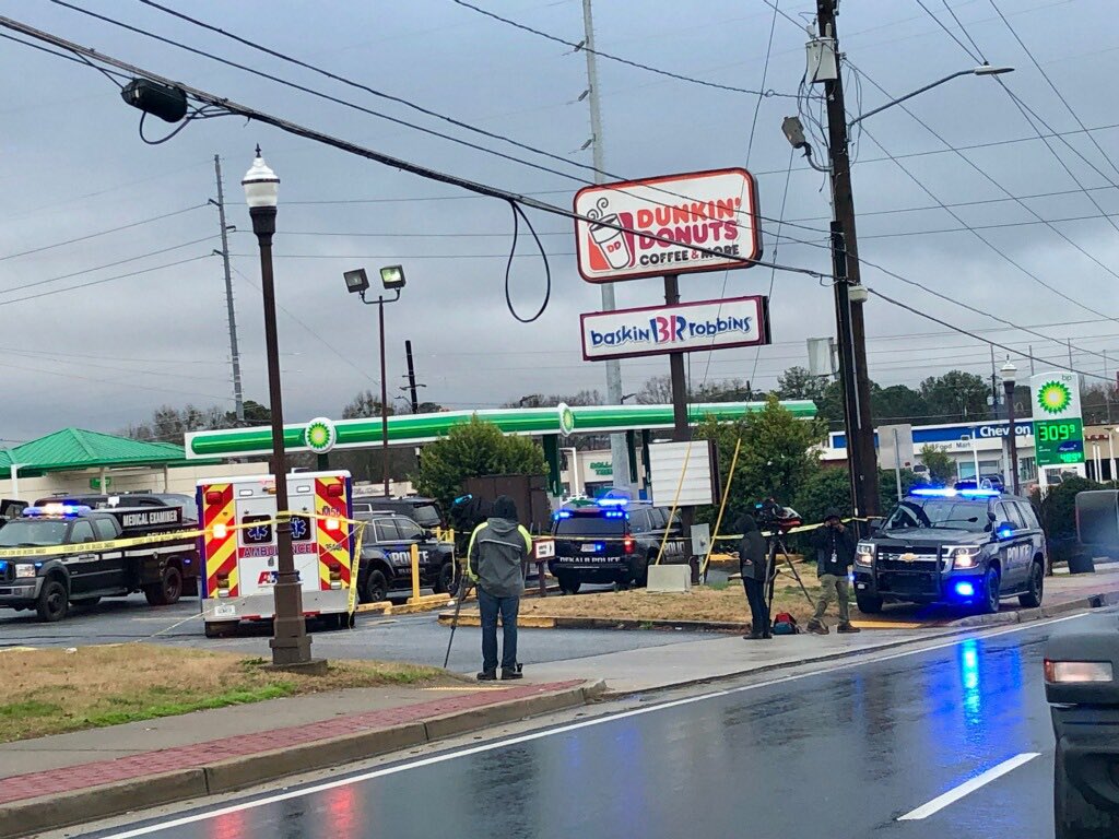 .@DeKalbCountyPD & Medical Examiner are on scene at @dunkindonuts in Decatur in the 2700 block of Candler Road. The crime scene tape is up around the parking lot. The initial call was for a shooting. No other details have been released as of 11AM