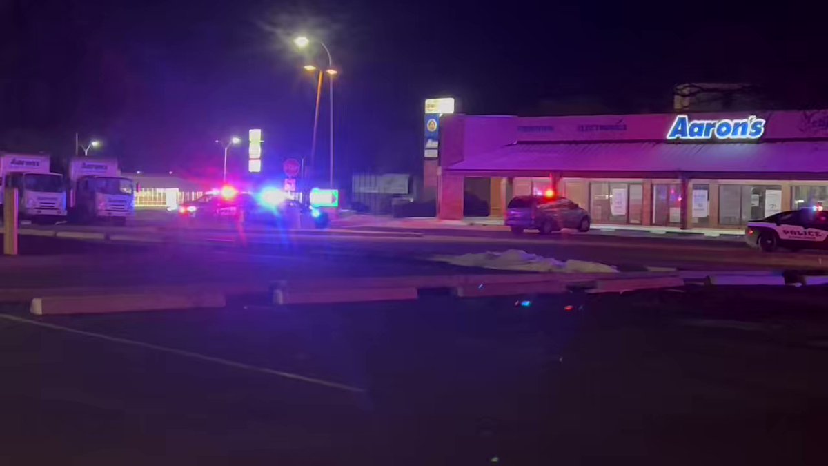 CSPD officers investigating a shooting at a strip mall near San Miguel and Academy. Still working on exact details. Police looking for surveillance video and are trying to determine if shooting was related to a robbery. Hope to have more in the morning