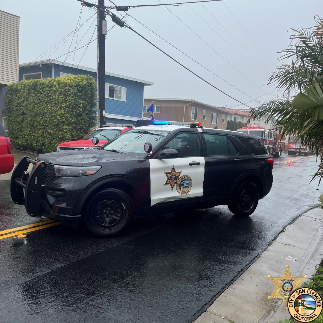 Due to a recent mudslide, the 1500 block of Buena Vista as well as the beach trail between North Beach and El Portal are unsafe for public access. 1501, 1503 and 1505 Buena Vista have been yellow tagged by OCFA. OCFA, OCSD and city crews are on site working to assess