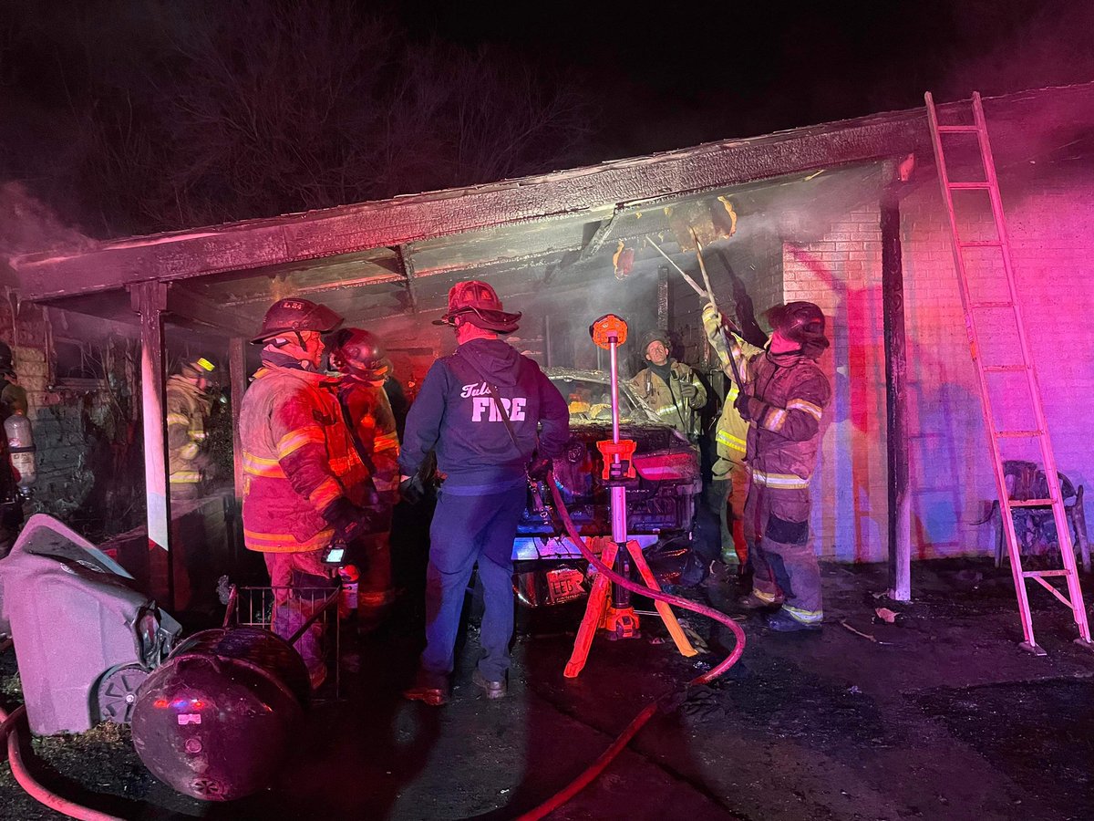 District 4 house fire that occurred on Monday night near N. Peoria & E. 54th St. North. E19 was the first crew on scene and put the fire out. During overhaul a firefighter fell approximately 10 to 12 feet through the roof but was not injured. tfdengine19 Captain Adam Joseph