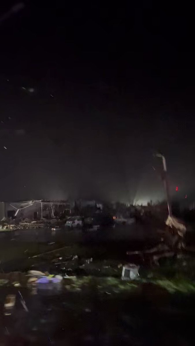 Devastating video emerges from Rolling Fork, Mississippi as possible F5 tornado tears through town — 7 confirmed dead, death toll expected to rise