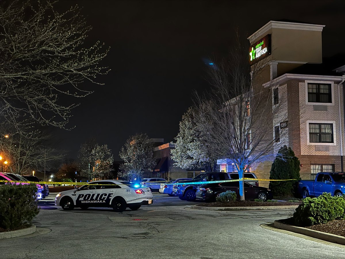 Police are on the scene of a shooting in Mishawaka right now. It happened in the 1500 block of North Main Street at the Extended Stay there. We know 1 person has been injured.