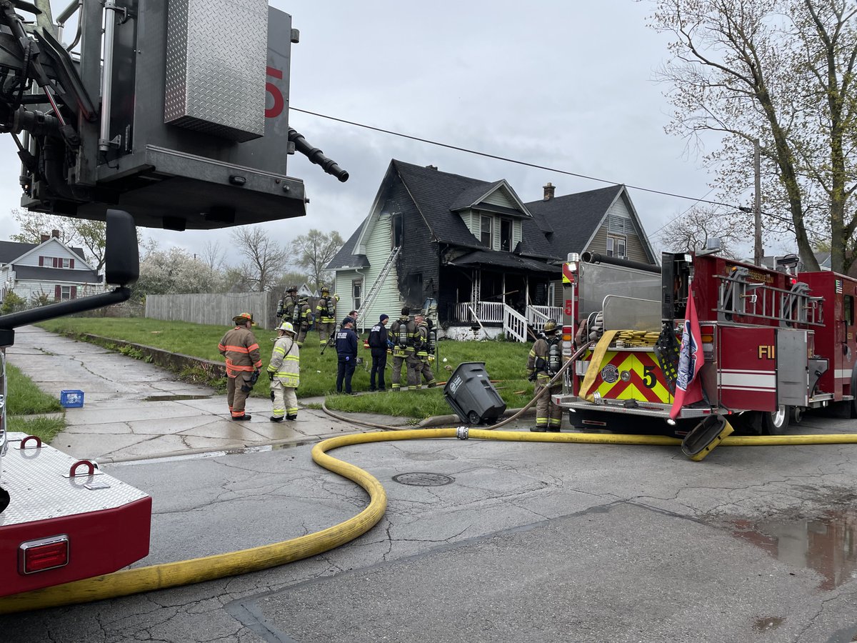 Toledo Fire and Rescue are investigating the cause of a house fire on the 600 block of Greene St. this morning. nnThis home is occupied, but no one was there at the time. No injuries were reported