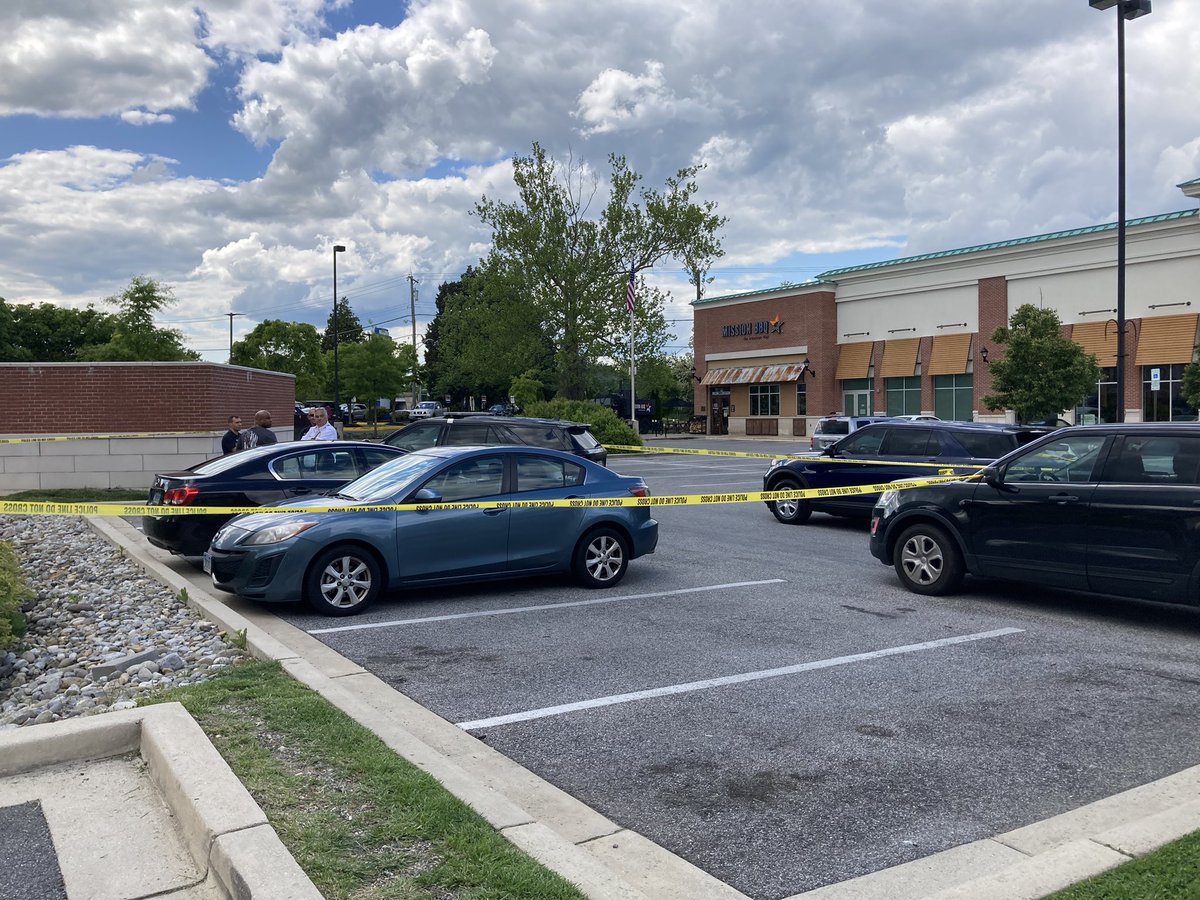 A lot of crime scene tape at multiple areas around the Annapolis Towne Center &mdash; we have reports of a possible multi-victim shooting, but few details. This is a busy commercial district in the Parole area of Annapolis