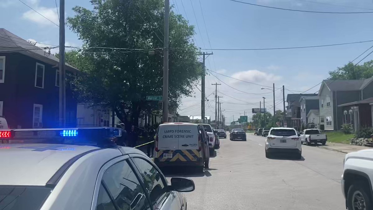 LMPD is investigating a deadly shooting in the Shelby Park neighborhood.nnAccording to police the homicide victim is a man. There are no suspect(s) at the moment. Marret Ave. is currently blocked off at S. Preston Street