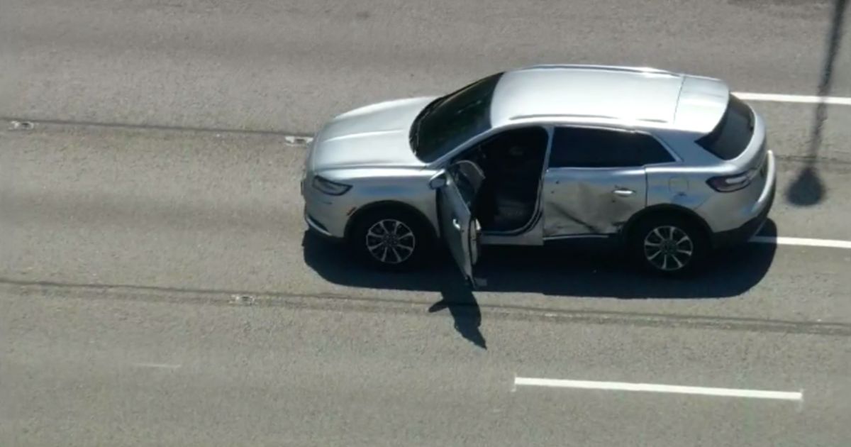 2 people injured in shooting on Eisenhower Expressway