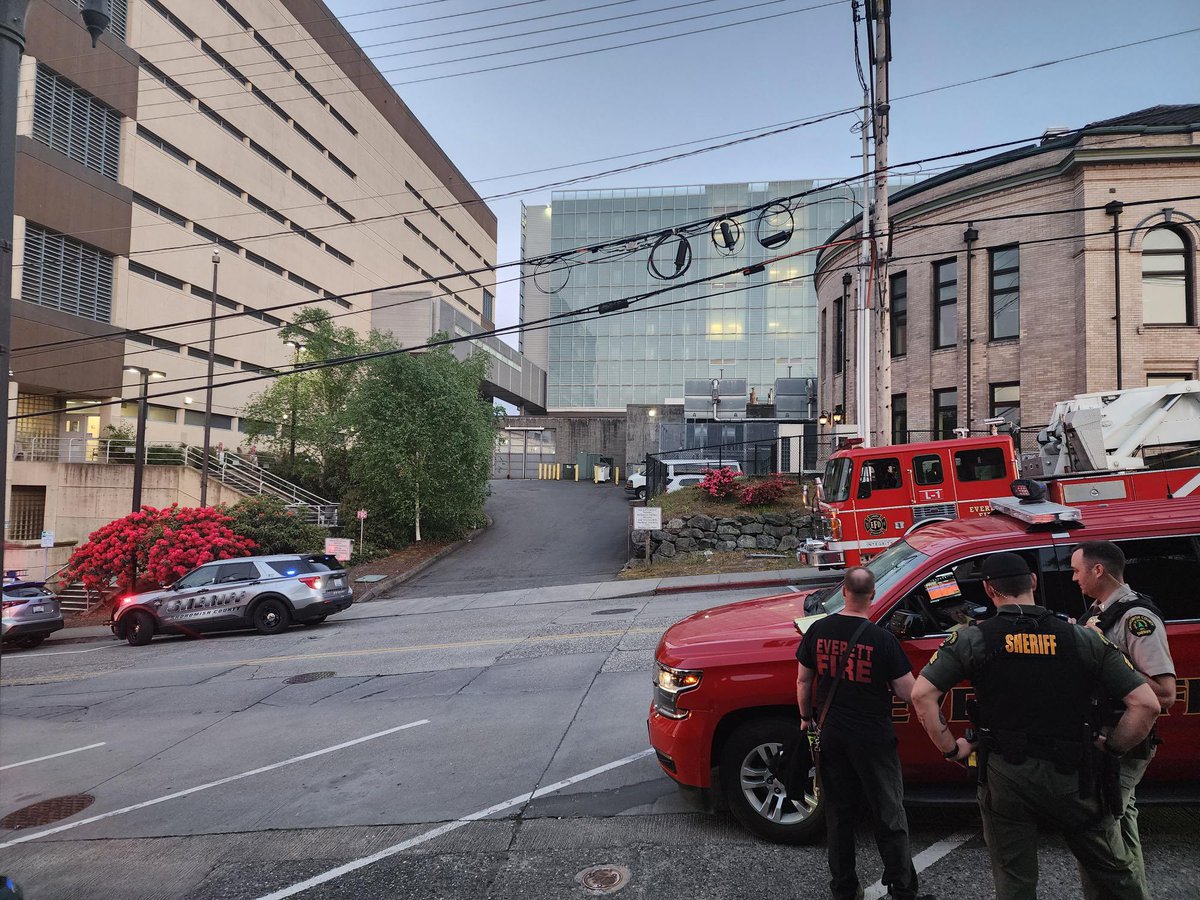 Everett Fire is on-scene of a medical incident at Snohomish County Jail involving multiple patients. EFD has transported a total of 7 patients to the hospital. SCSO will be taking the lead of the police investigation of the incident