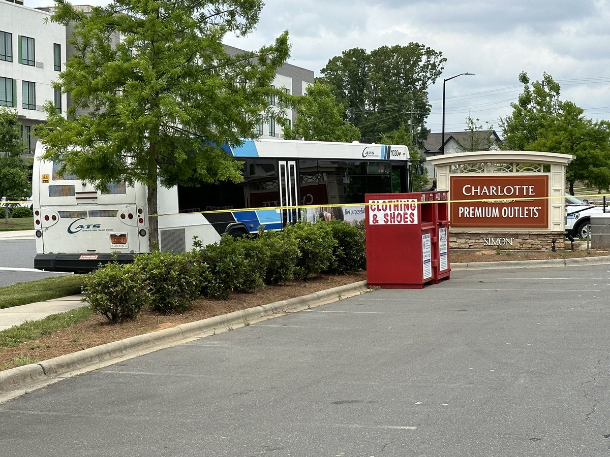 @CMPD investigating shooting - police say preliminary investigation indicates that it happened on a @CATSRideTransit bus - this is right near Charlotte Premium Outlets in Steele Creek