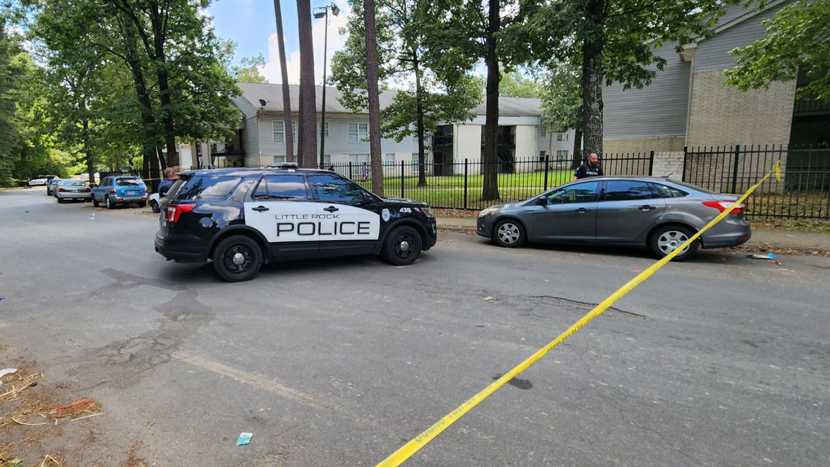 Little Rock police investigating shooting at south side apartment complex, 1 injured