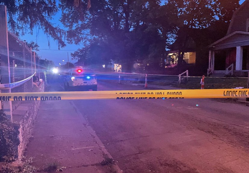 Columbus Police are investigating two deadly shootings within two hours of each other. The first shooting happened in the Central Hilltop neighborhood, the second outside a Kroger in north Columbus.