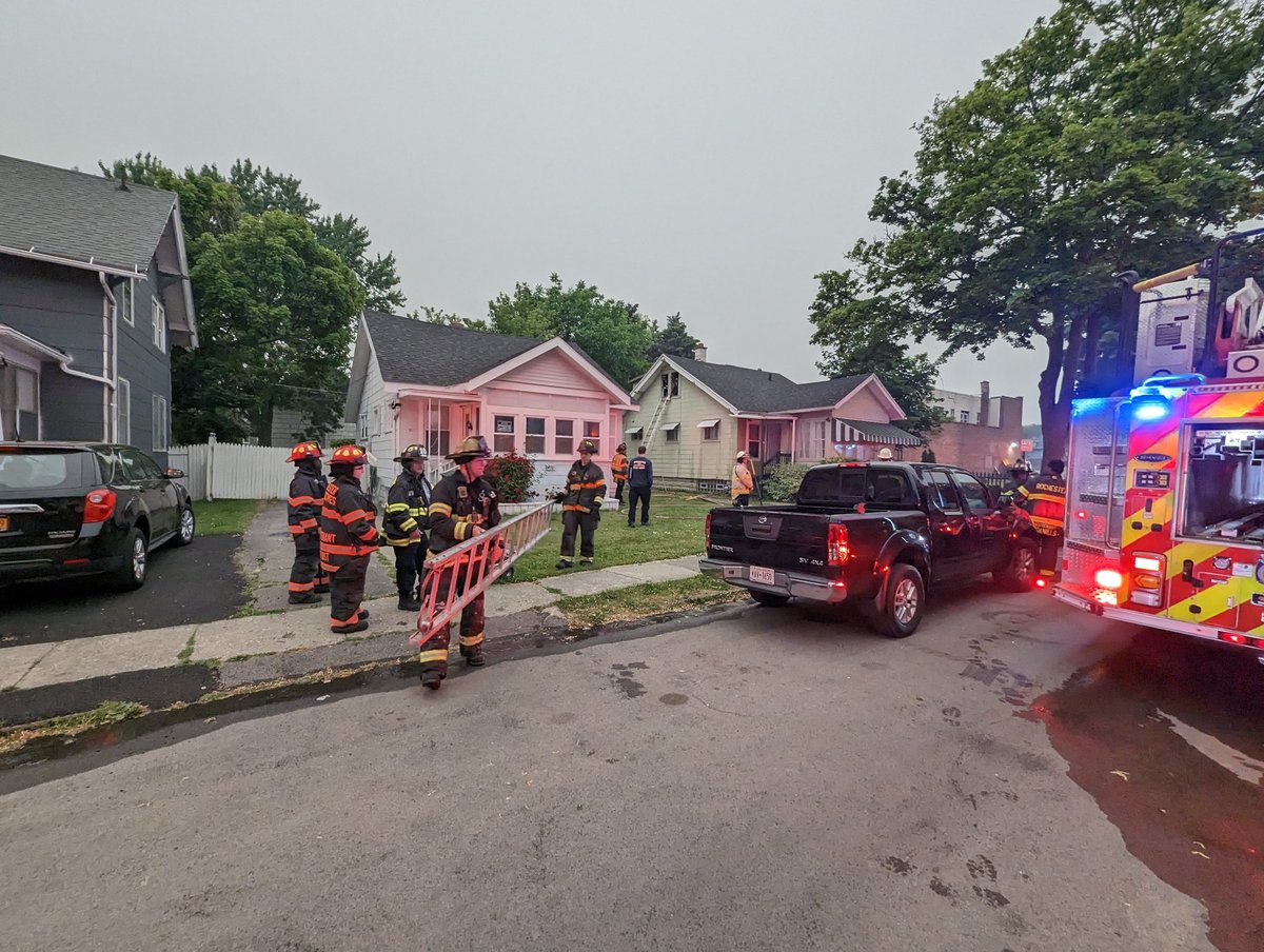 Two adults and two children escaped a house fire on Roycroft Dr early this AM. No injuries to them or @RFDPIO1 Fire under investigation. Portland Ave still shut down at this hour between Lux and Randolf