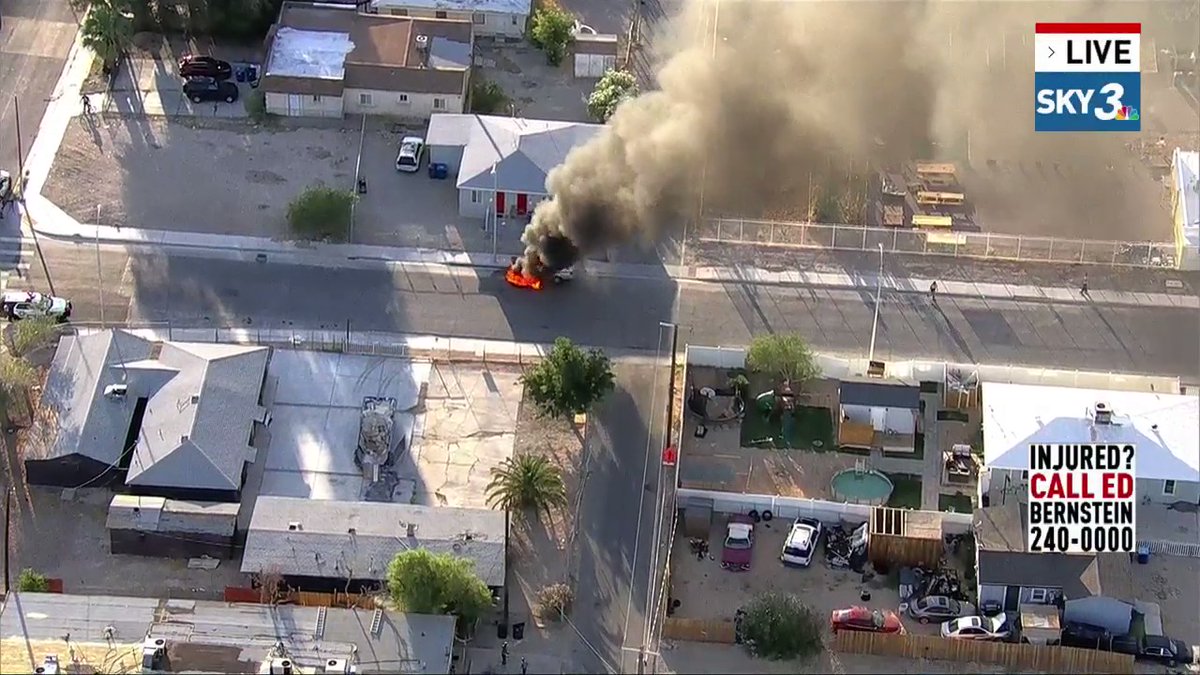 Video of the early morning car fire on C St near Jackson Ave Las Vegas.