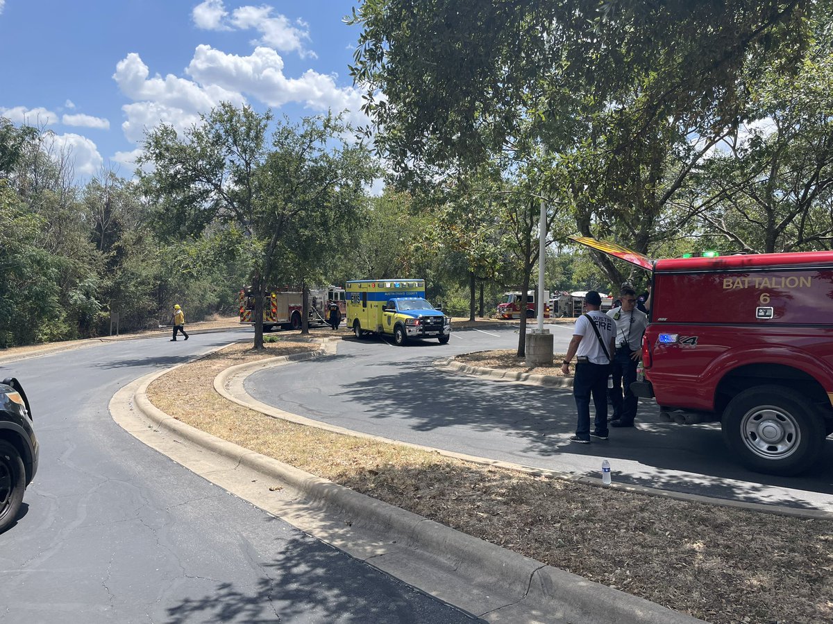 Crews are busy fighting two Brush fires in close proximity in SE Austin near Riverside Dr/ Grove Blvd and Parker/ Oltorf. Both fires are under control, no injuries and no structures threatened